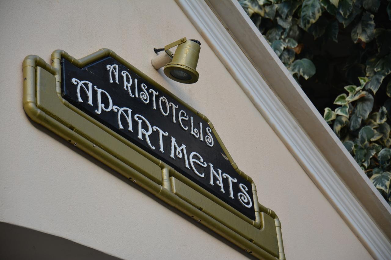 Aristotelis Apartments Frikes Bagian luar foto